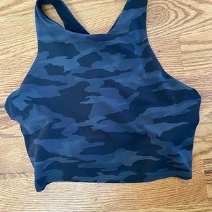 Athleta Conscious Crop D/DD - Camo